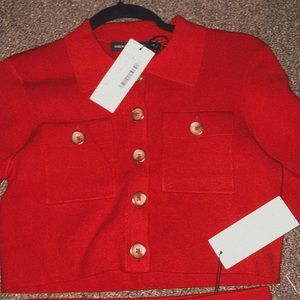 BNWT KAREN MILLEN TWO PIECE SKIRT AND CROP SET. Pretty Red size XS.